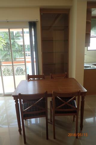 2-bed 95m2 apt nice view near Emporium gallery image 3