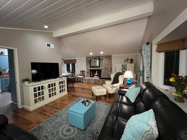 Serene Oasis Heated Pool 31 Day 3B/2B 5 Beds gallery image 5