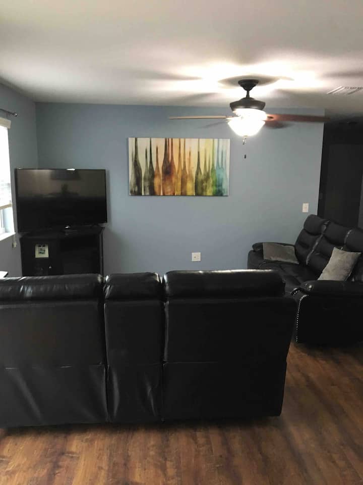 Perfect "Get-away" Home For A Couple Or Family! - The Villages, FL
