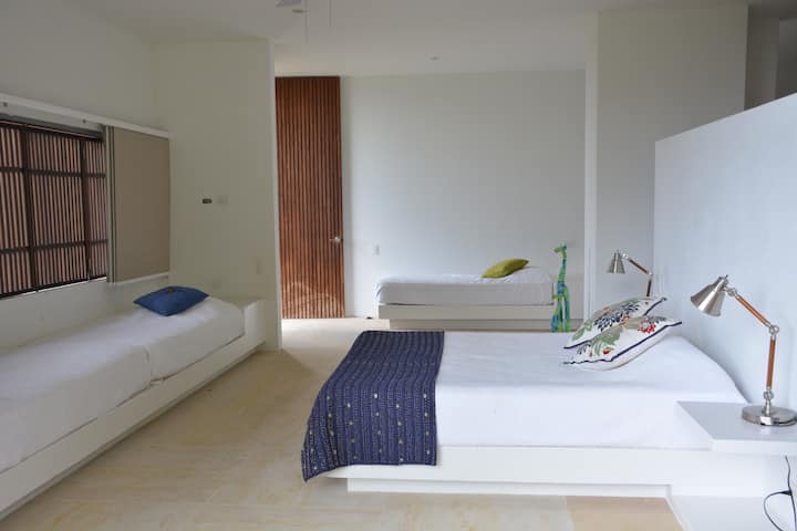 საძინებელი 1