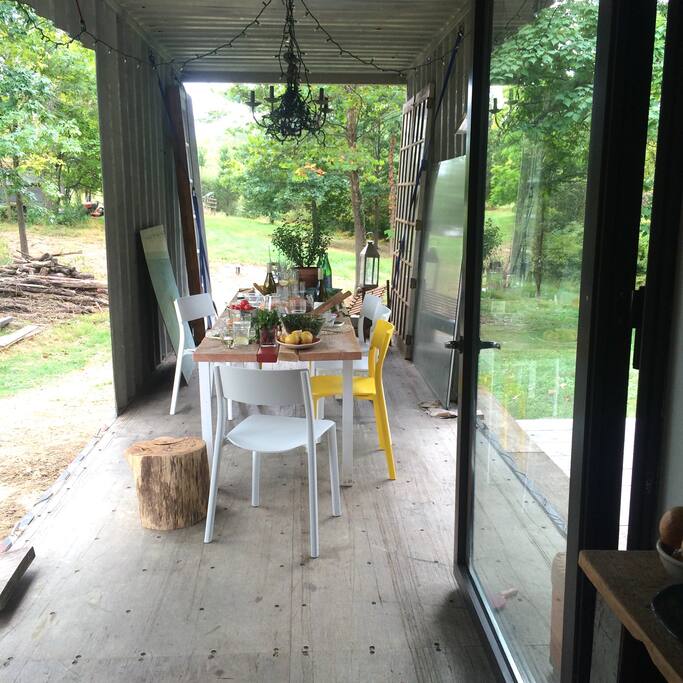 Outdoor dining experience