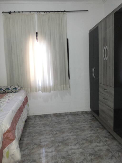 Quarto casal com ar