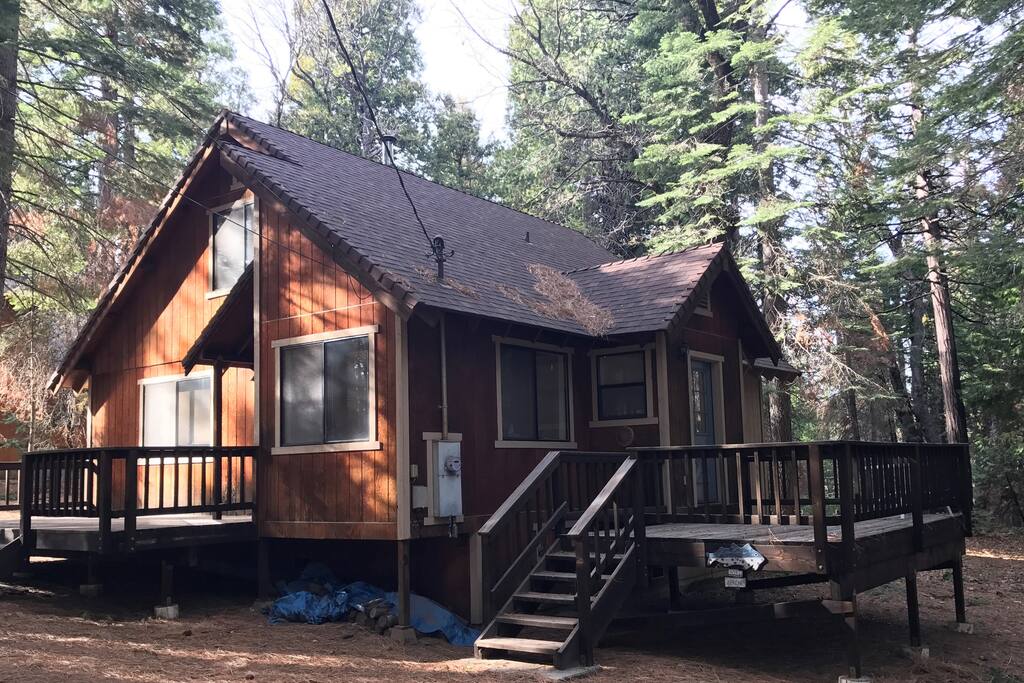 Cozy cabin near Big Trees State Park Cabins for Rent in Arnold