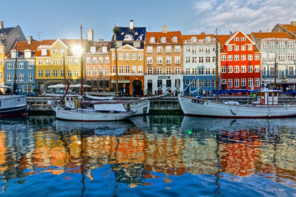 Drink your coffee in Nyhavn