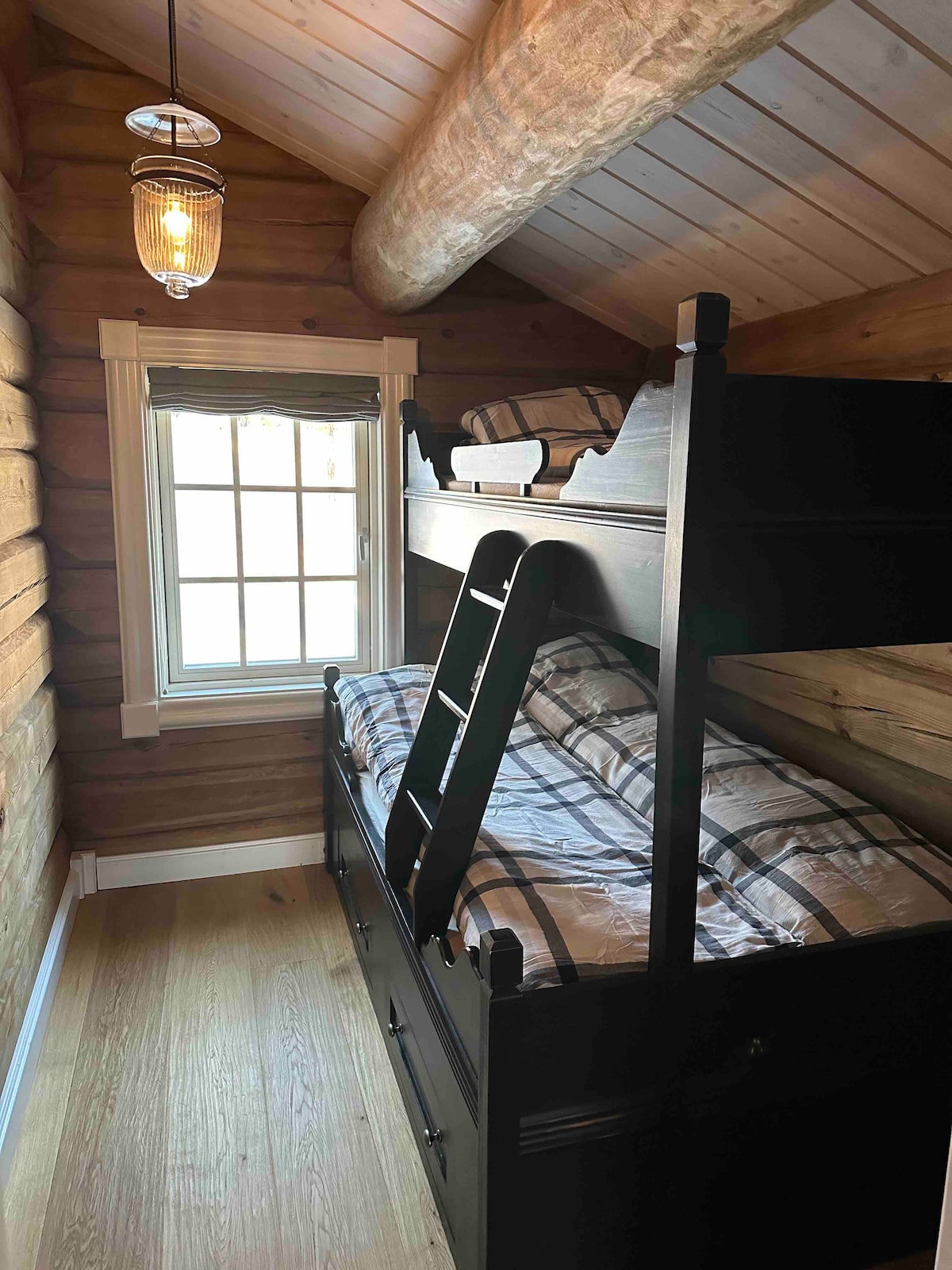 חדר שינה 04, מיטת קומתיים 120 +90ס"מ