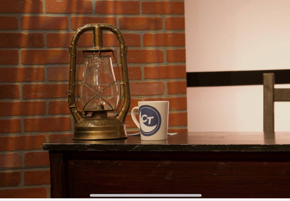 1 mug for water (not provided)