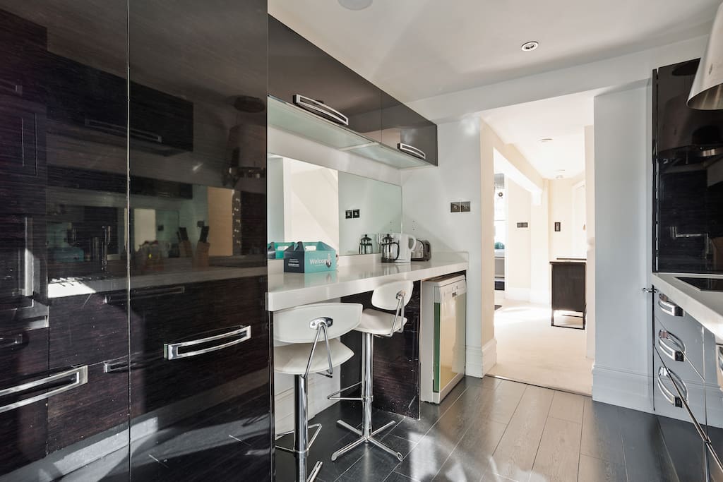 Kitchen has breakfast area