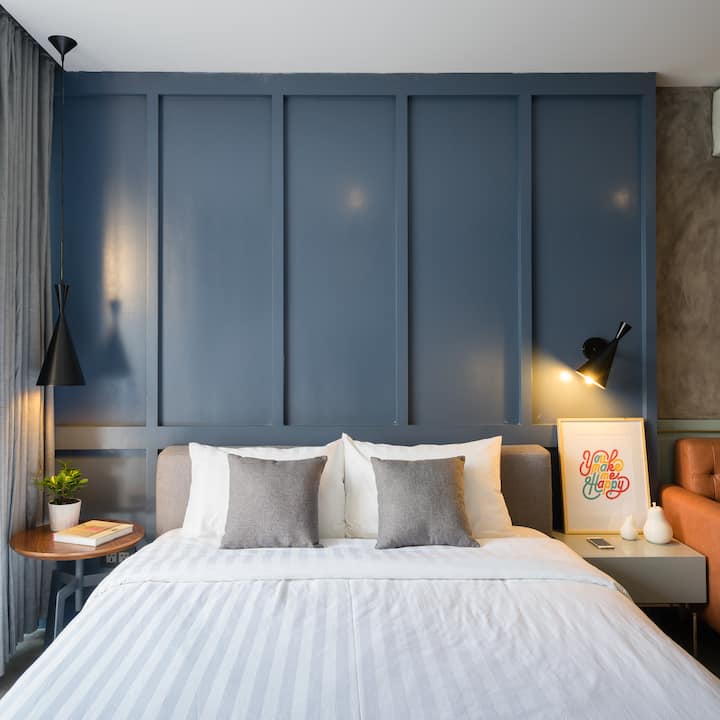 Lay your head to rest after some local exploring