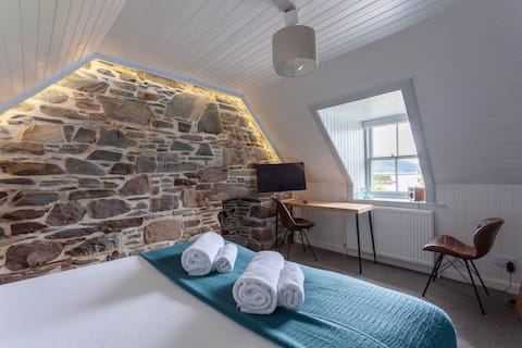 Plockton Sea View Apartment