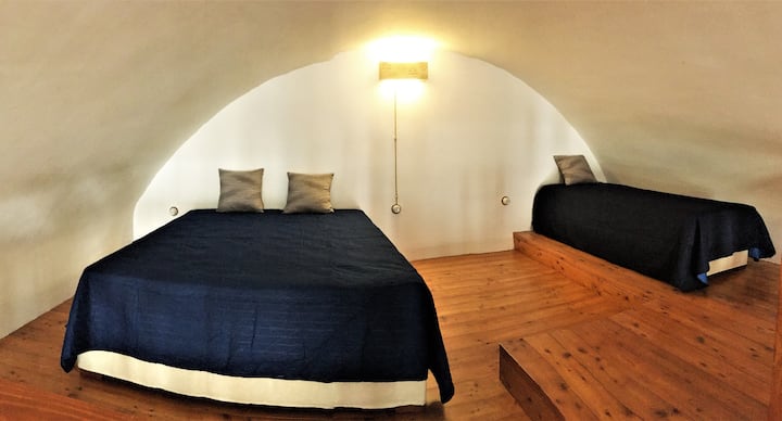 Prostor za noćenje/ loft - prostor za noćenje/ mezzanine