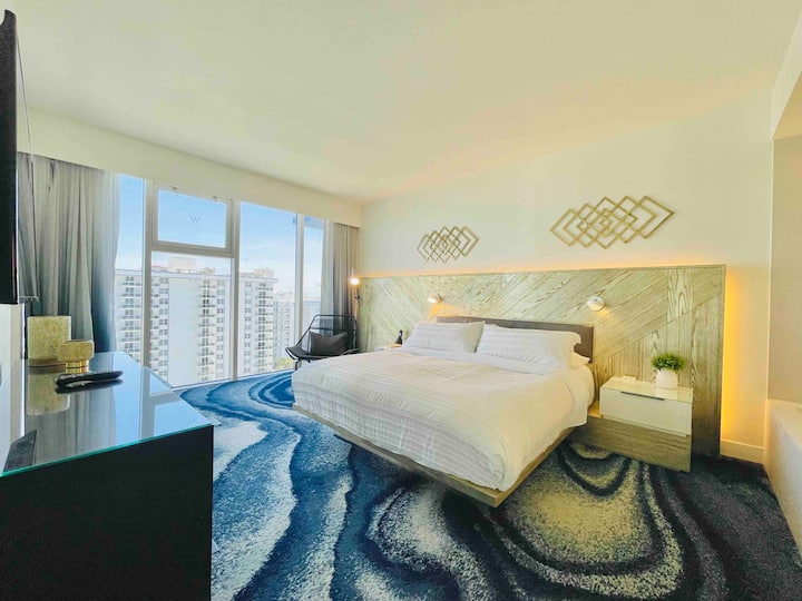 Master bedroom #1 - King size bed