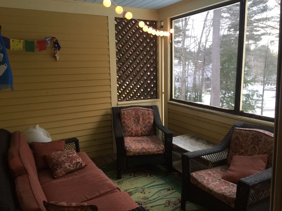 Screened-in Porch