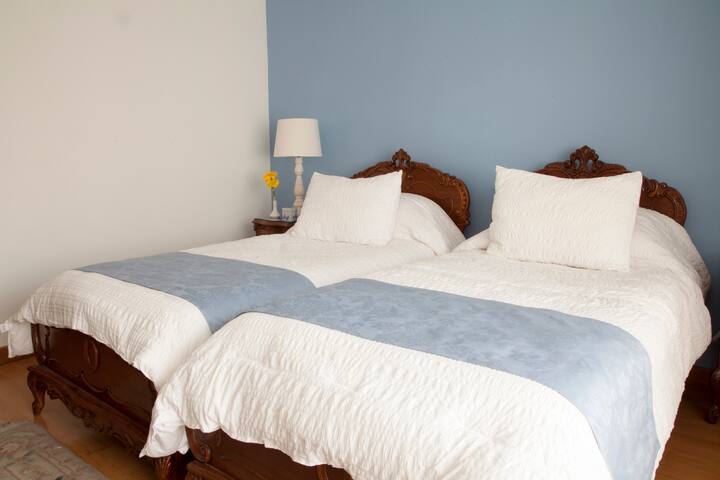 Bedroom near Santa Fe