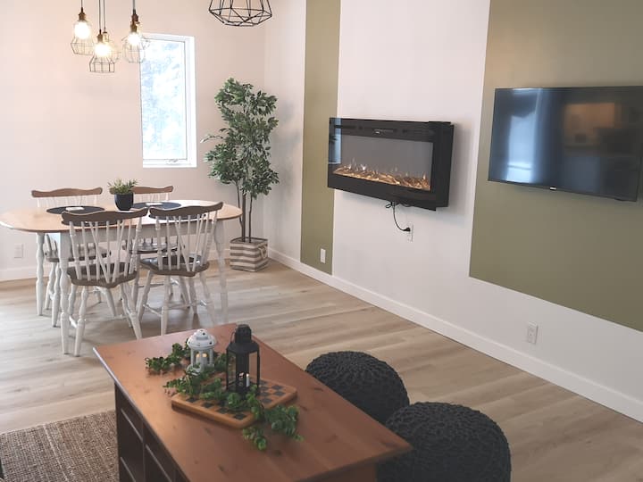 Chalet En Nature, 2 Chambres, Près D'un Lac - Charlevoix