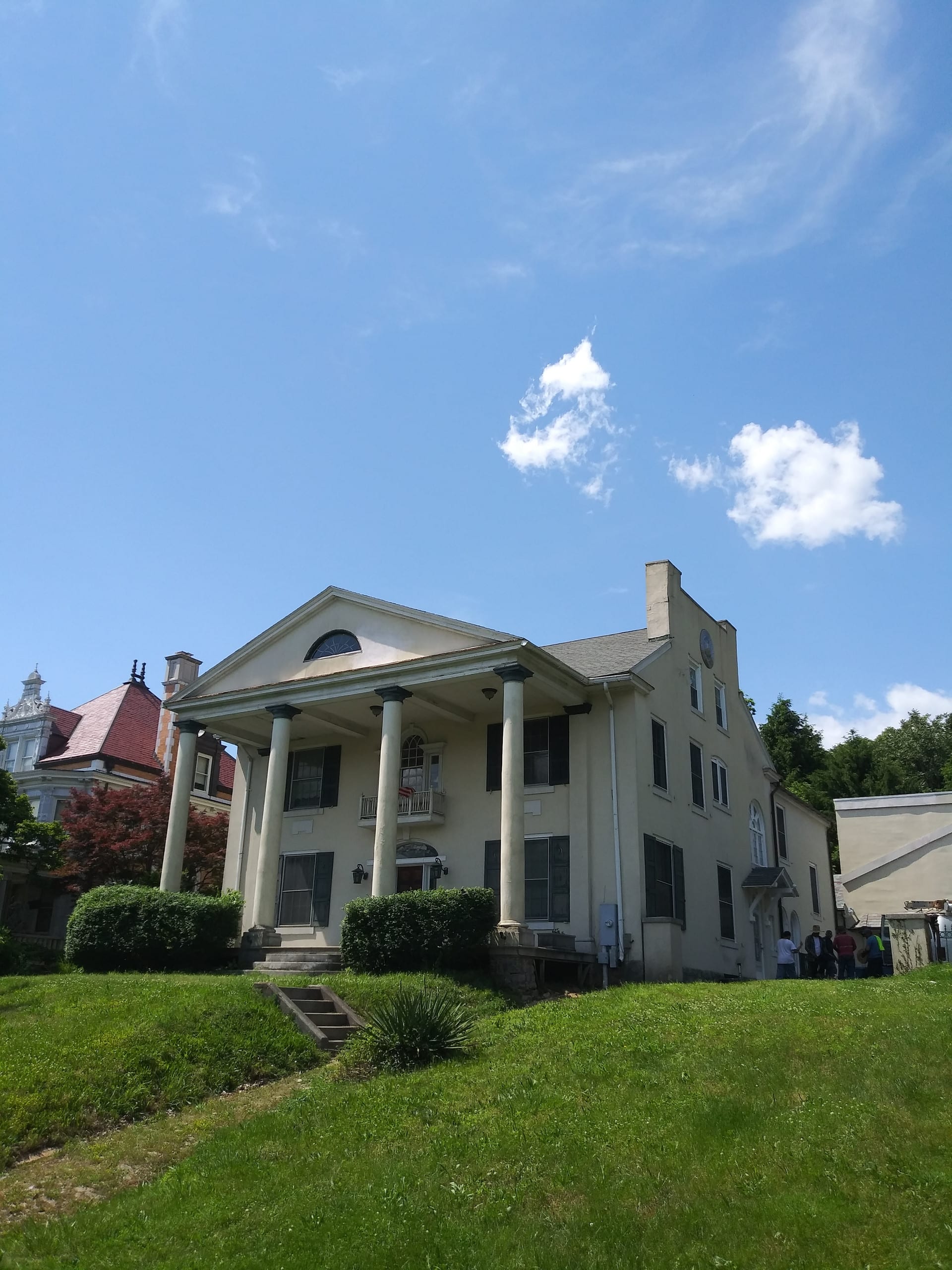 Mansion/ In-ground Pool near Mt Penn