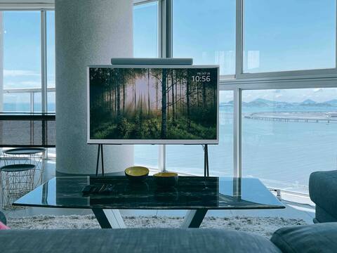 Large living room 2 king suites 4 balconies +45 days minimum