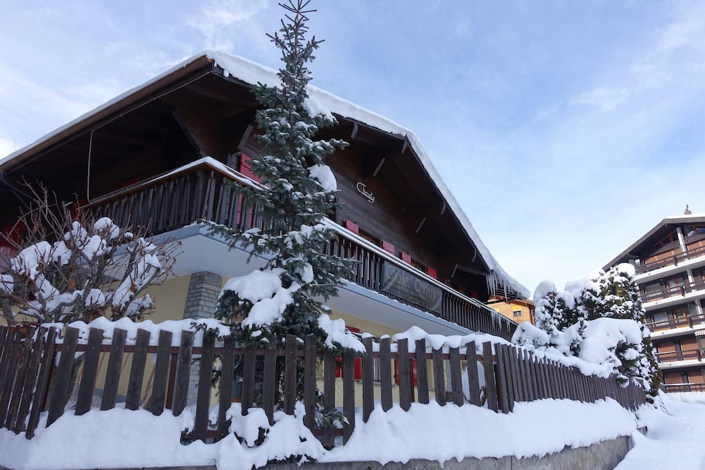 Chalet Christy, winter view