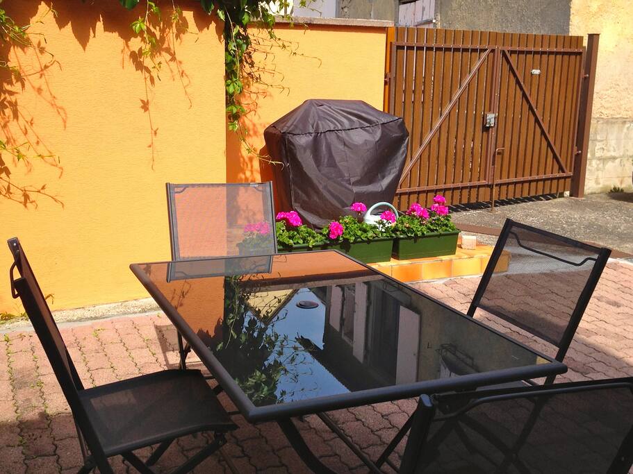 petite cour de 40 m2