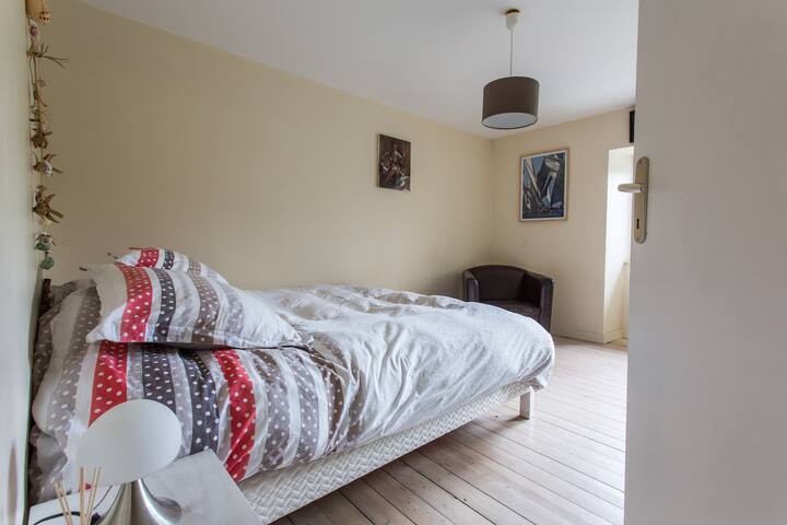 საძინებელი 2