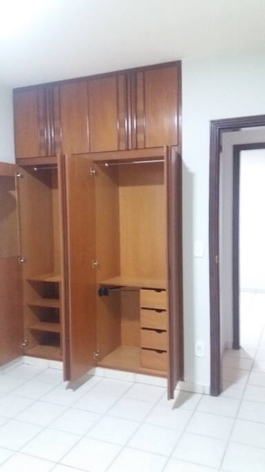Armário - Quarto 1