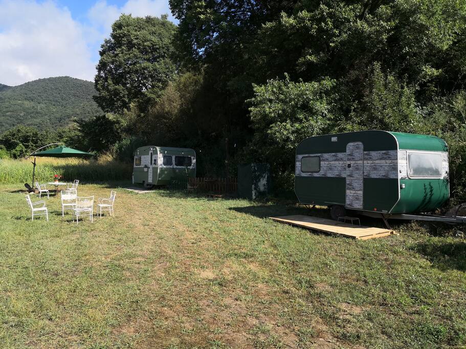 Las 2 caravanas