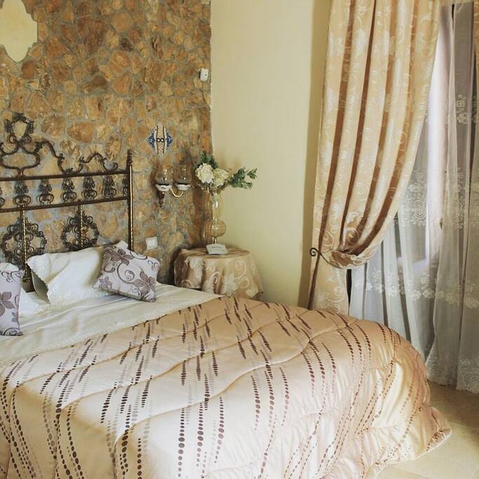 Stanza da letto matrimoniale con bagno privato