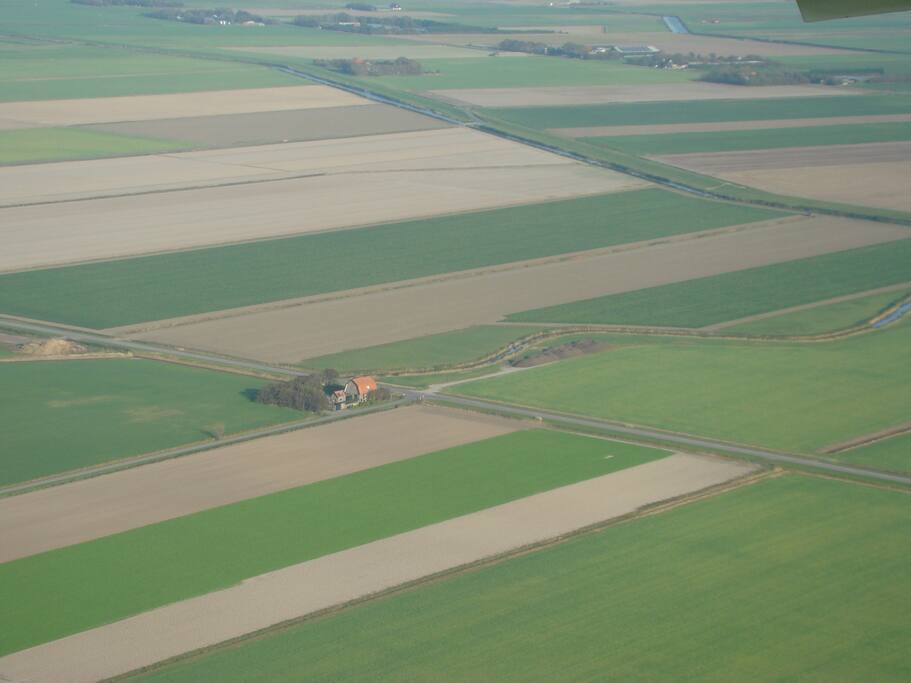 B&B Zuiderkreek ligt helemaal vrij in de Eierlandse polder.