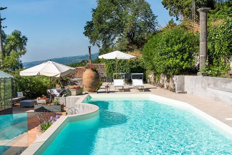 Aristocratic with Private Pool & Lush Garden