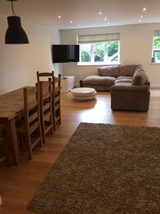The sitting room, with dining table for up to 8