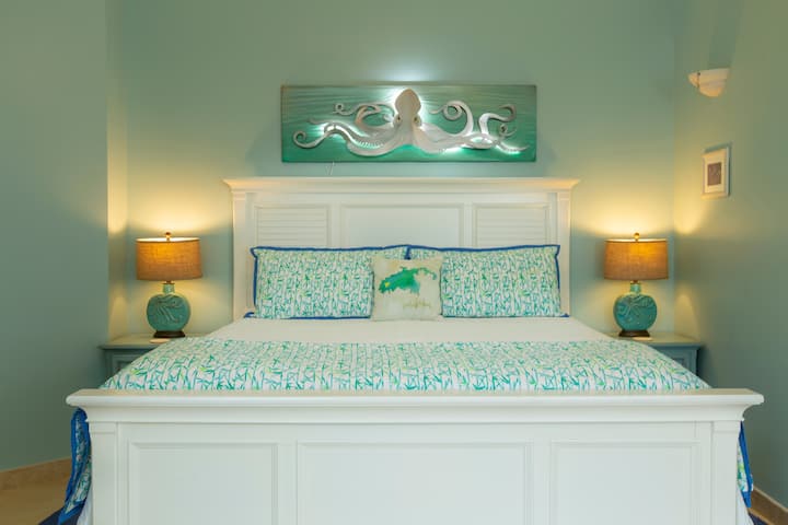 Chumba Mahiri cha kulala kilicho na Kitanda cha Kifalme