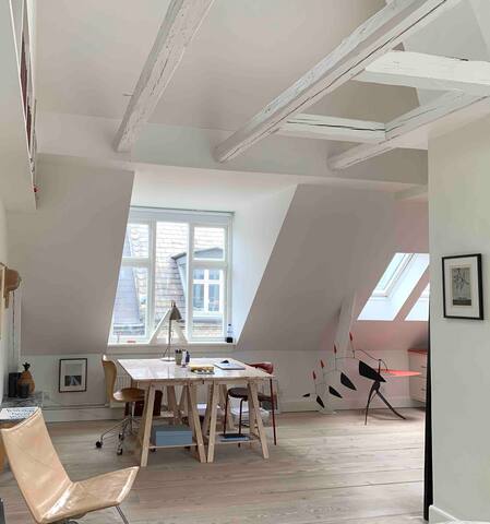 Unique Townhouse near the Lakes gallery image 3