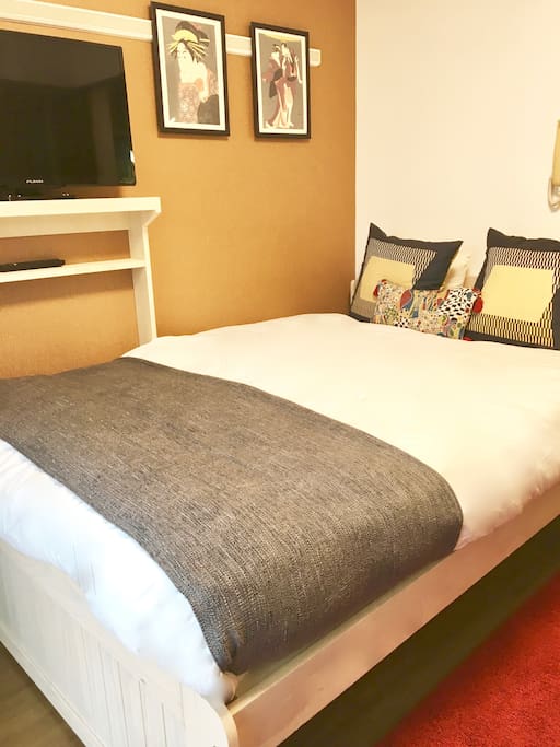 double bed 140x200 double bed