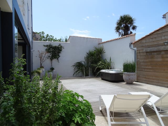 Catherine managed Airbnb listing 2