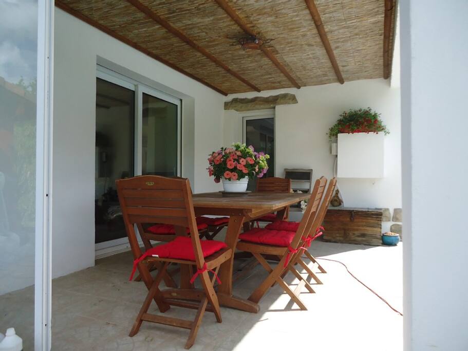 Terrasse couverte