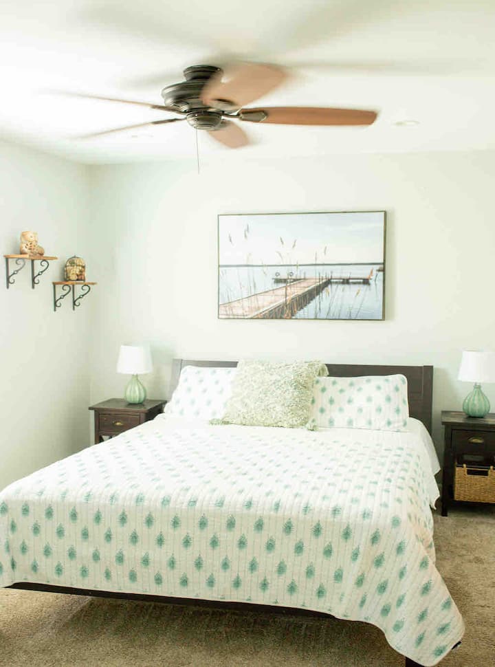 საძინებელი 1