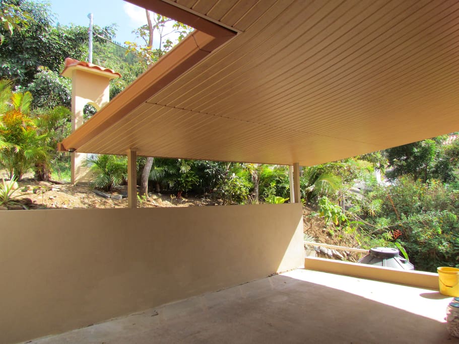 Covered parking at entrance. No steps.
Easy driveway.