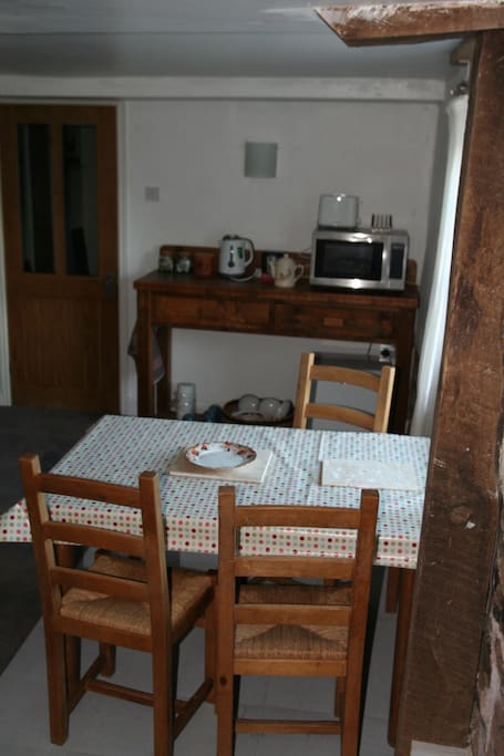 Cooking facilities and dining area...