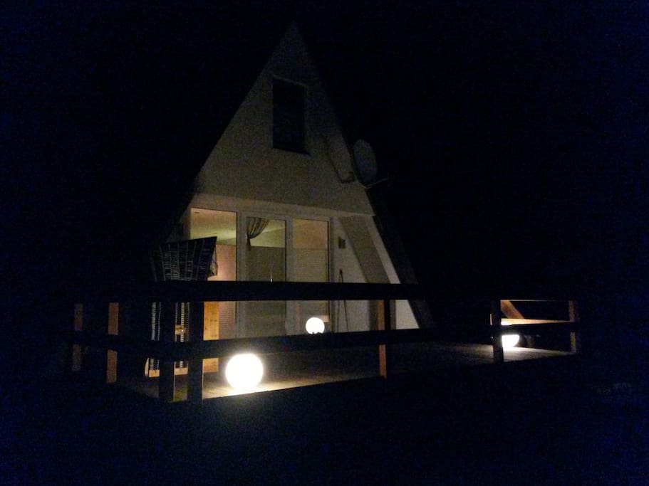 Ansicht bei Nacht