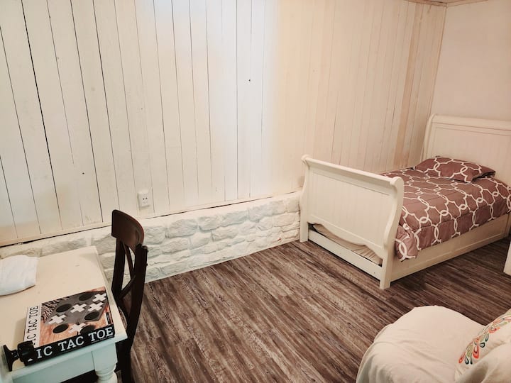 الغرفة رقم4