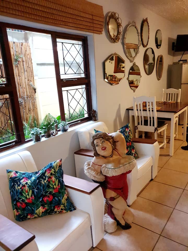 Porkys B&b /Self Catering Villa- - Western Cape