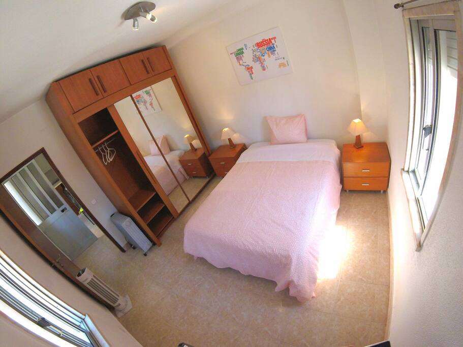 Room with double bed