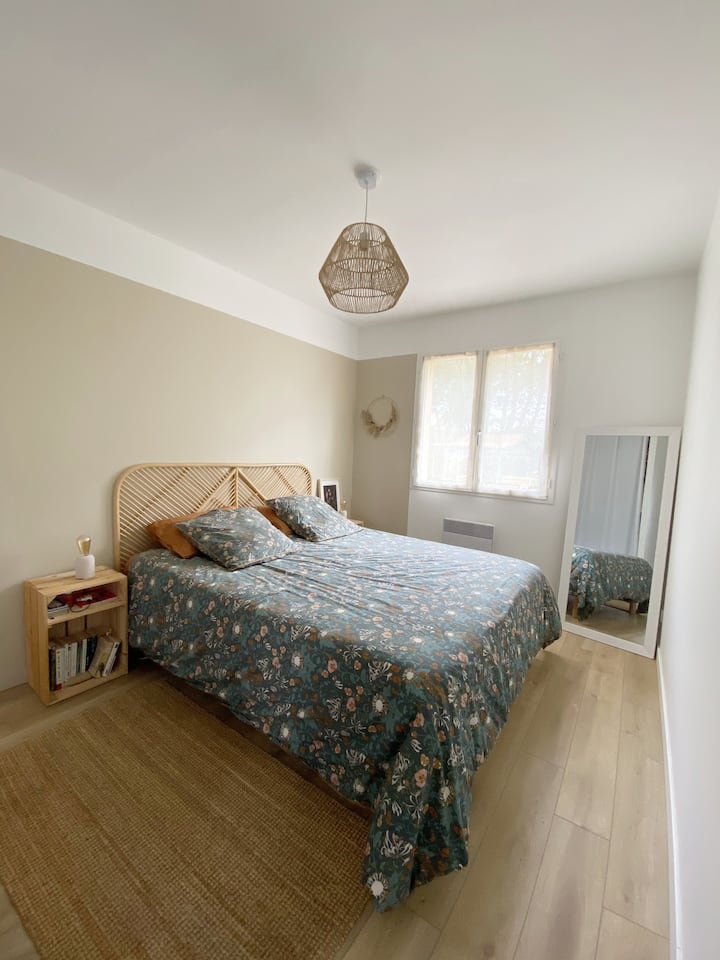 ห้องนอน 1: เตียงคู่ 160x200