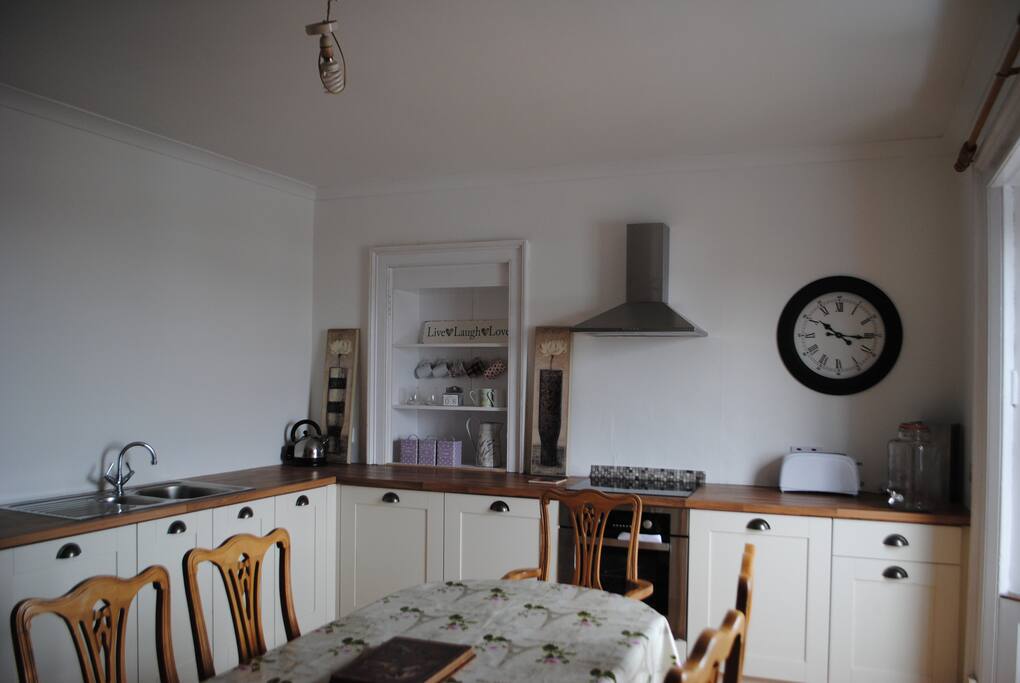 Homely and spacious kitchen