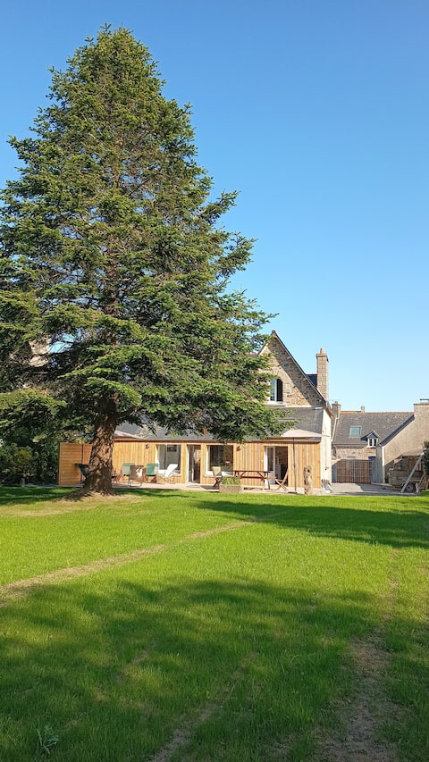 Beautiful Family House / 10 pers / 4km to the sea