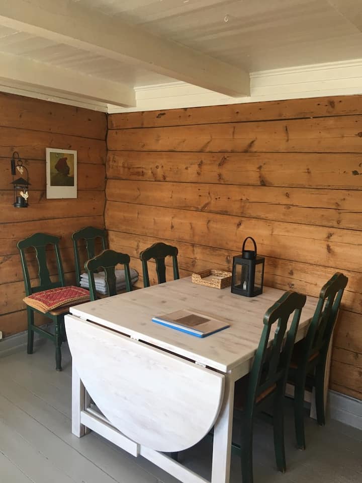 Nydelig Historisk Hus I Hardanger - Hovland