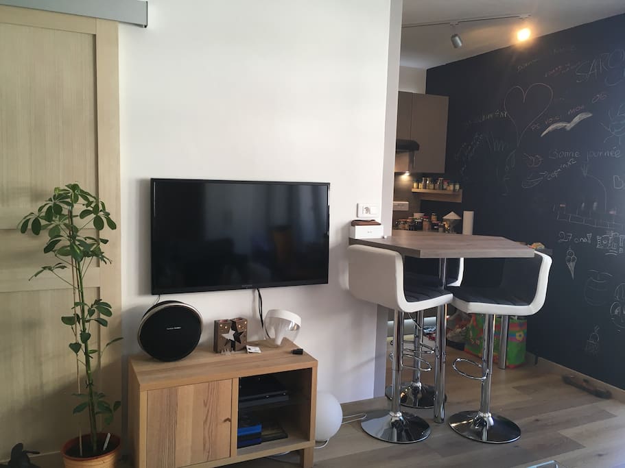 View on the dining area and kitchen from the sofa