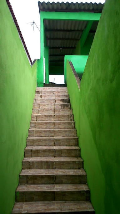Escalera de acceso a la casa