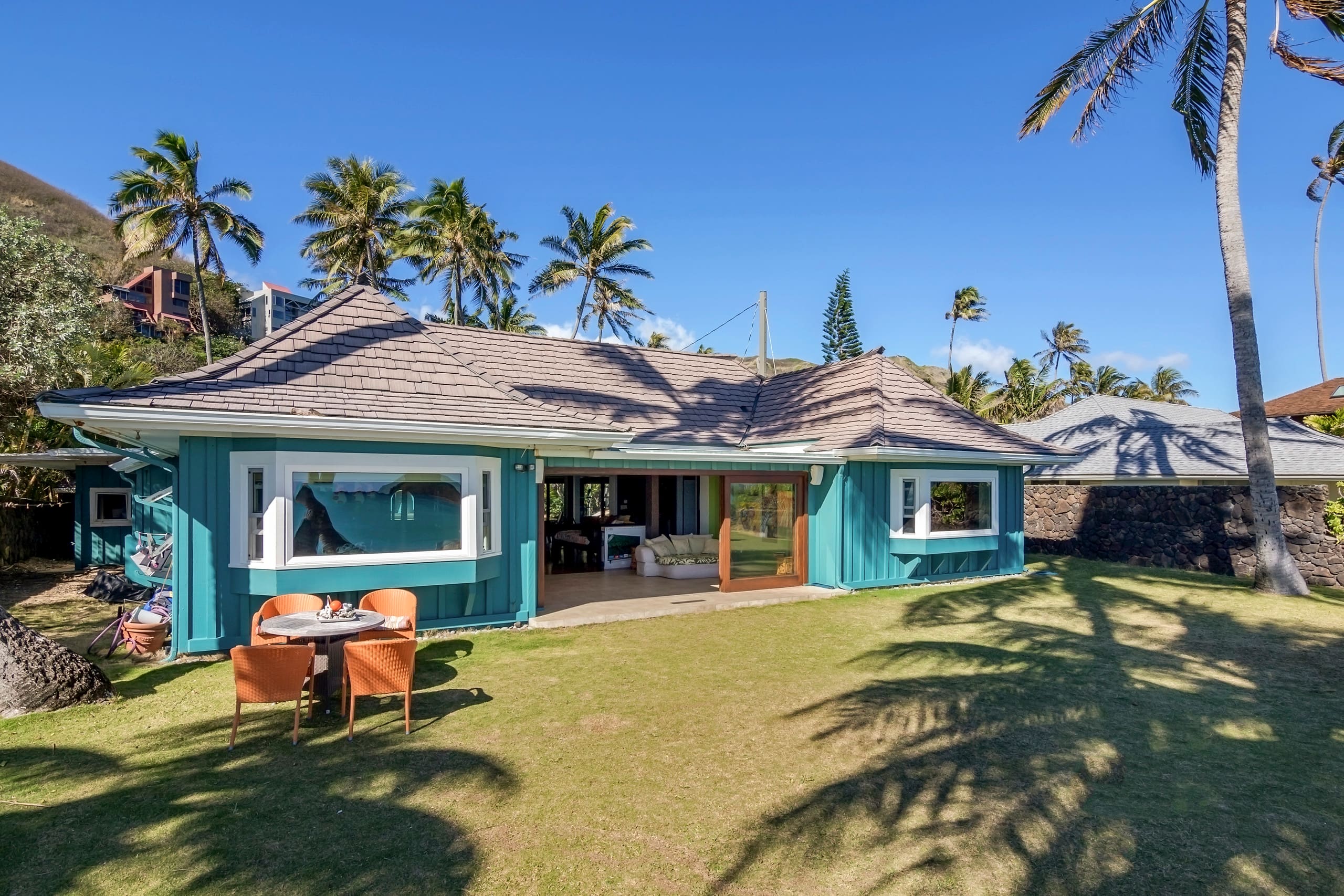 Home in Kailua · ★4.97 · 4 bedrooms · 4 beds · 3 baths - Image 7