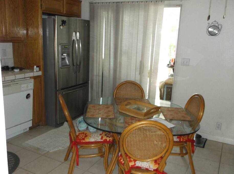 Efficient kitchen with all the appliances and amenities