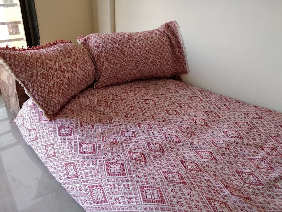 Ground Level Bed with Side Table / Electric Kettle for Morning Tea